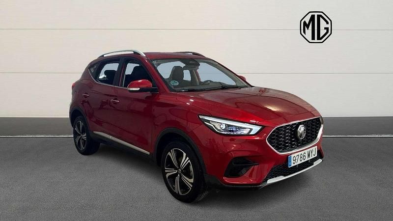 Usado MG ZS Comfort 106 CV (77 kW) 2025 Rojo SUV