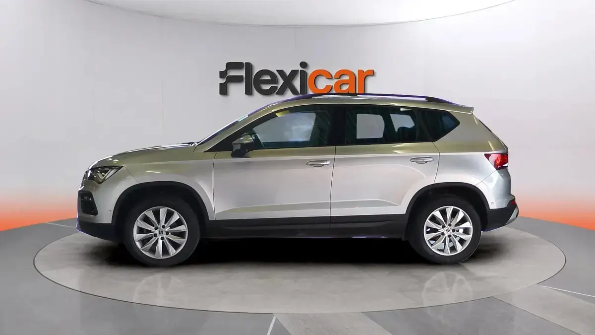 Usado Seat Ateca Style 150 CV (110 kW) 2023 Gris SUV