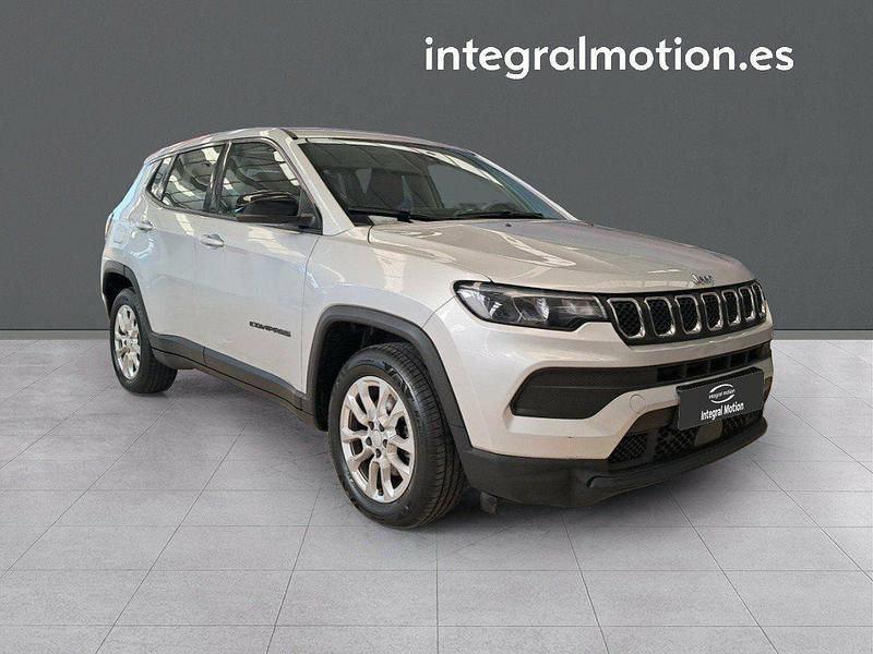 Usado Jeep Compass Longitude 130 CV (95 kW) 2022 Gris SUV