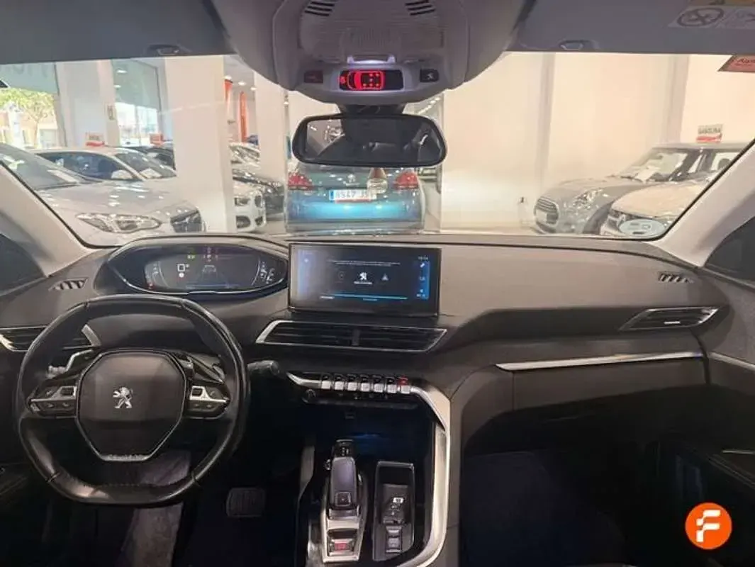 Usado Peugeot 5008 Active 131 CV (96 kW) 2021 Negro SUV