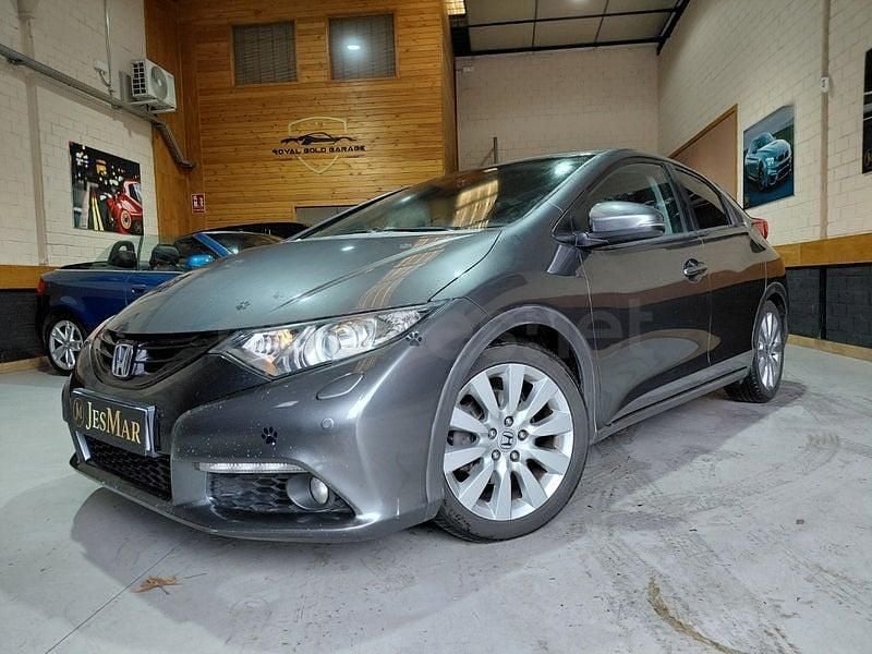 Usado Honda Civic Lifestyle 120 CV (88 kW) 2013 Gris / plata Berlina