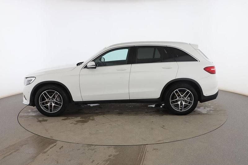 Usado Mercedes GLC250 AMG line 210 CV (154 kW) 2019 Blanco SUV