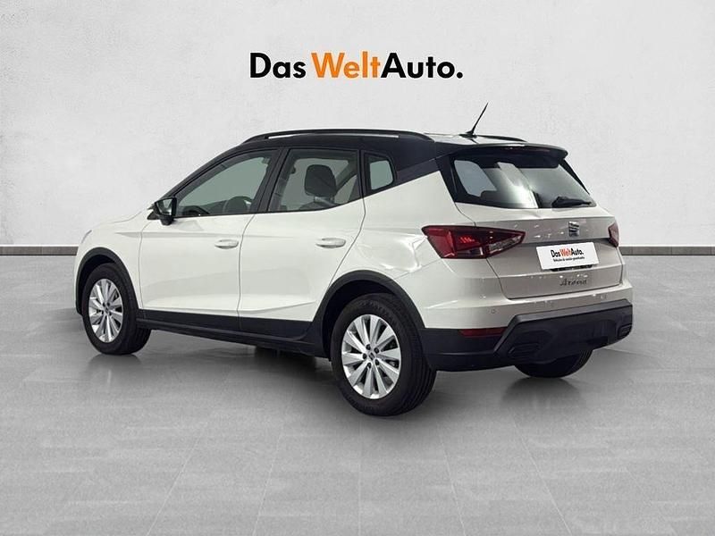 Usado Seat Arona Style 115 CV (84 kW) 2025 Blanco SUV