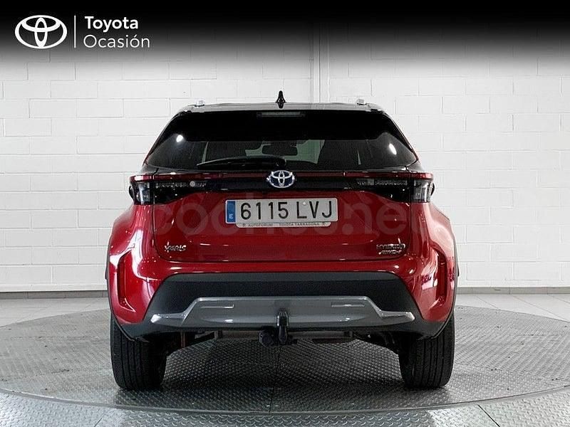 Usado Toyota Yaris Cross 116 CV (85 kW) 2021 Rojo SUV