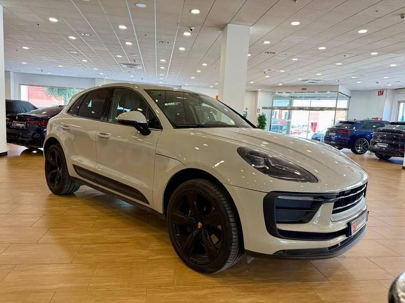 Usado Porsche Macan 265 CV (194 kW) 2023 Gris / plata SUV