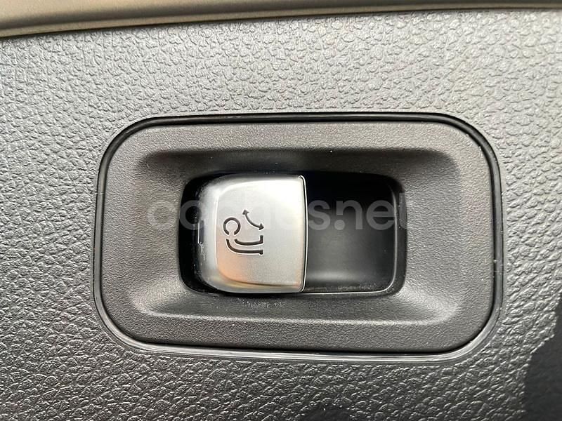 Usado Mercedes GLC220 AMG line 170 CV (125 kW) 2016 Gris / plata SUV