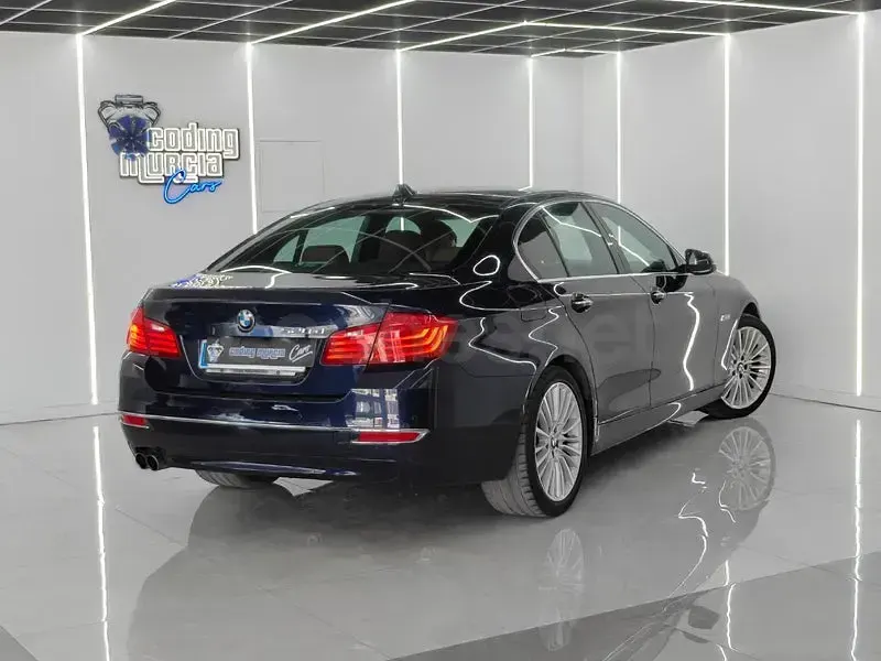 Usado BMW 520 Luxury Line 190 CV (139 kW) 2016 Azul Berlina