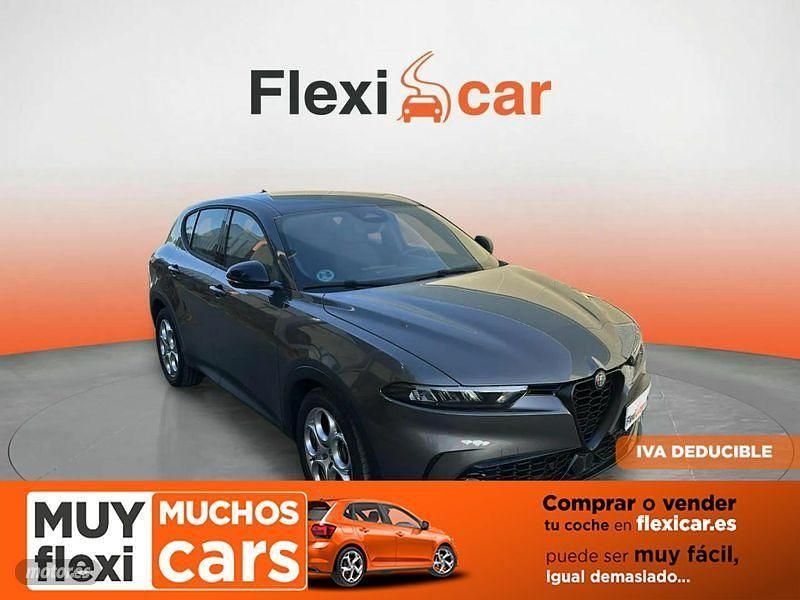 Gris Usado 2022 Alfa Romeo Tonale Sprint SUV | 21.990 € (Super precio) - Imagen 1/4