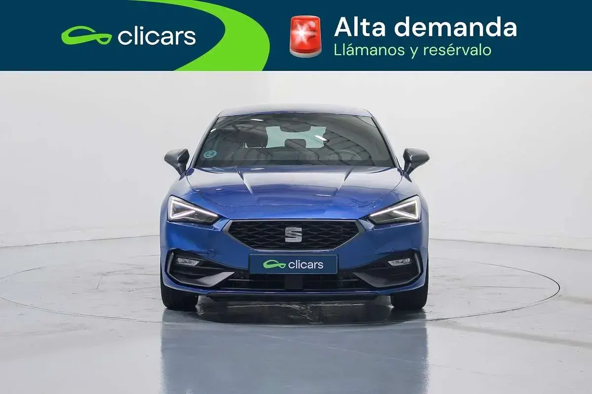 Usado Seat Leon FR 116 CV (85 kW) 2025 Azul Utilitario