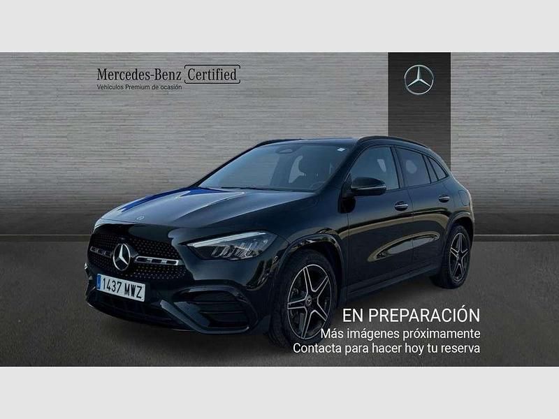 Negro Usado 2024 Mercedes GLA200 SUV | 41.990 € (Precio justo) - Imagen 1/4