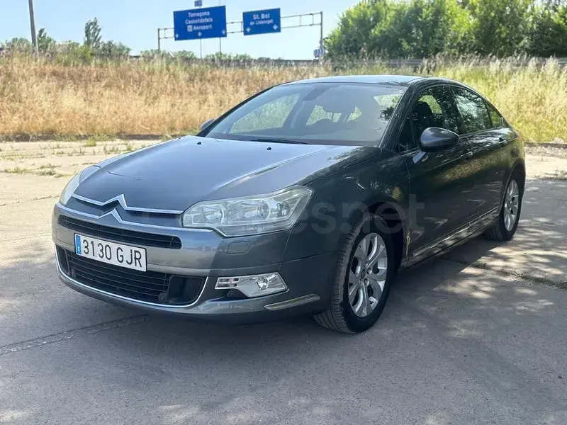 Usado Citroën C5 125 CV (91 kW) 2008 Gris / plata Berlina