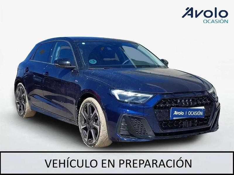 Usado Audi A1 Sportback Black Edition 116 CV (85 kW) 2025 Utilitario