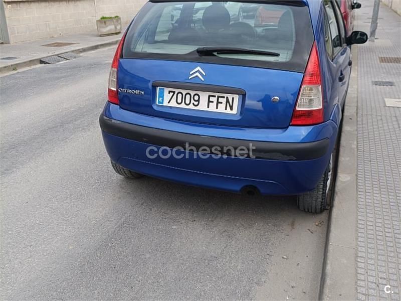 Usado Citroën C3 Exclusive 70 CV (51 kW) 2006 Azul Berlina