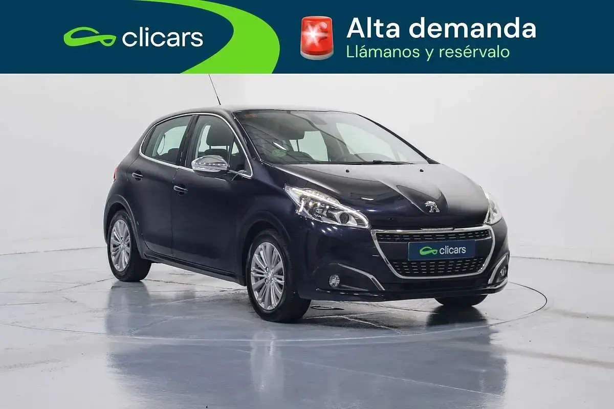 Usado Peugeot 208 Allure 110 CV (80 kW) 2017 Azul Utilitario