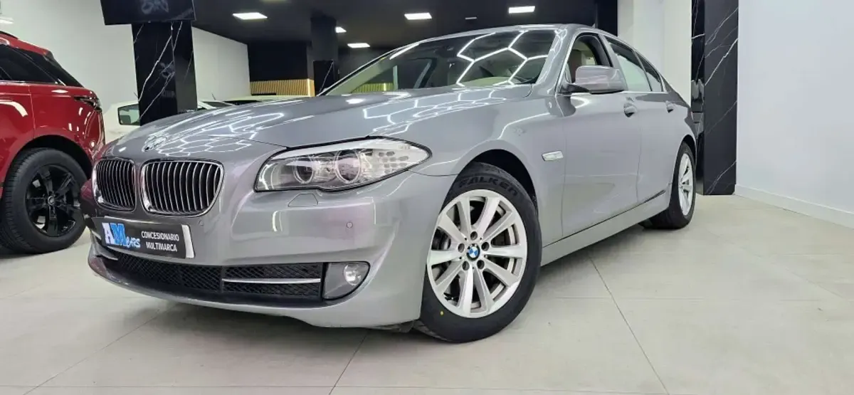 Używany BMW 528 258 KM (189 kW) 2010 Szary Sedan/Limuzyna