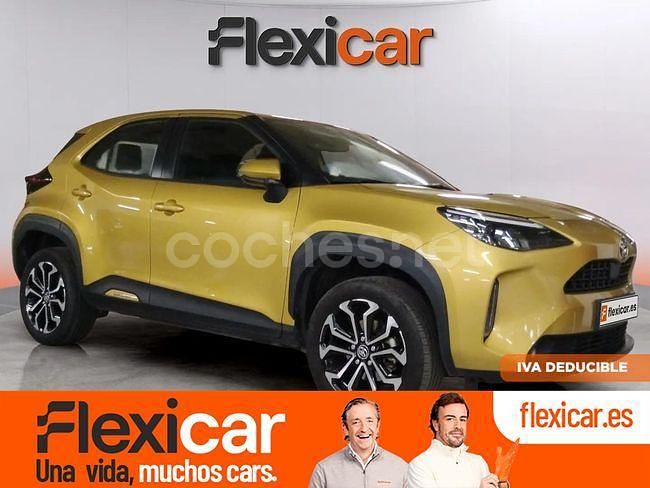 Amarillo Usado 2024 Toyota Yaris Cross Active SUV | 26.490 € (Caro) - Imagen 1/4