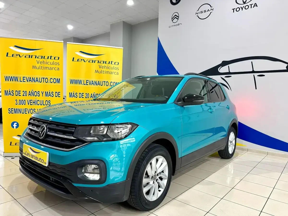 Usado VW T-Cross Advance 95 CV (69 kW) 2021 Azul SUV