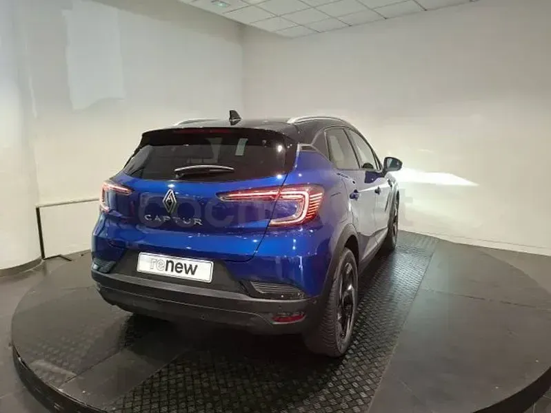 Usado Renault Captur Techno 100 CV (73 kW) 2026 Azul SUV