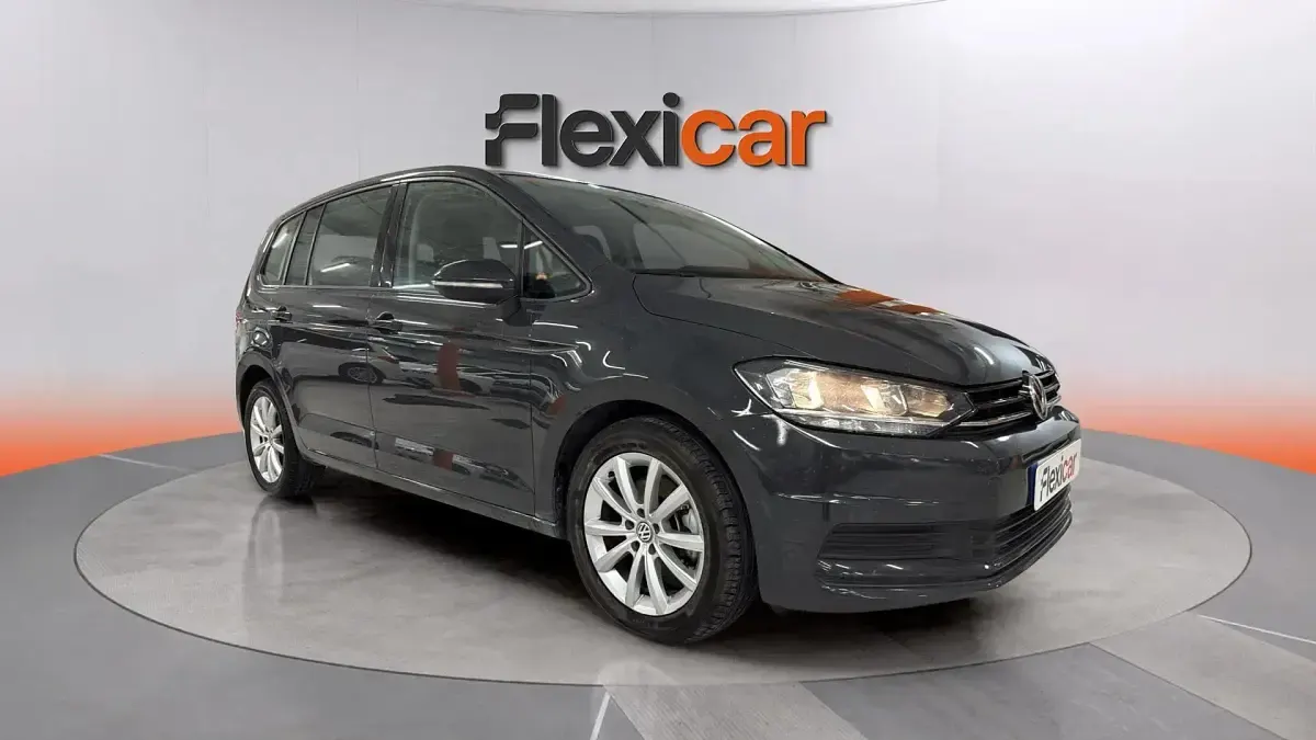Usado VW Touran Business 116 CV (85 kW) 2018 Monovolumen