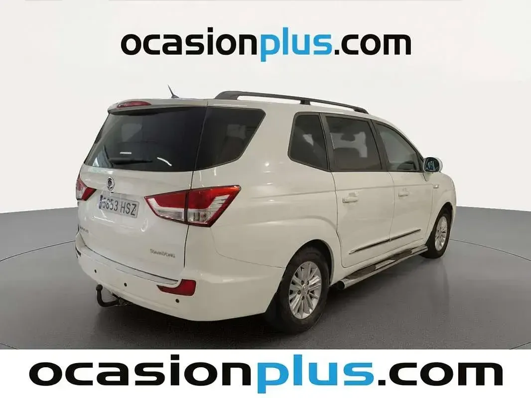 Usado SsangYong Rodius 155 CV (114 kW) 2013 Blanco Monovolumen