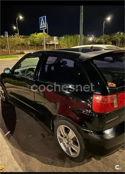Usado Seat Ibiza CUPRA 156 CV (114 kW) 2001 Negro Utilitario