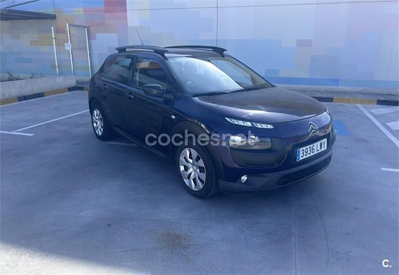 Usado Citroën C4 Feel 82 CV (60 kW) 2017 Negro Berlina