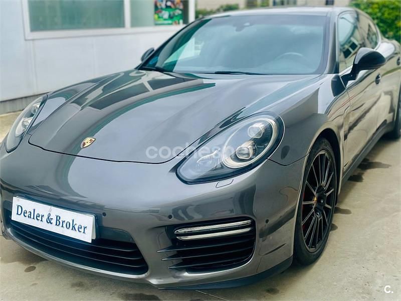 Usado Porsche Panamera GTS 440 CV (323 kW) 2016 Gris / plata Berlina
