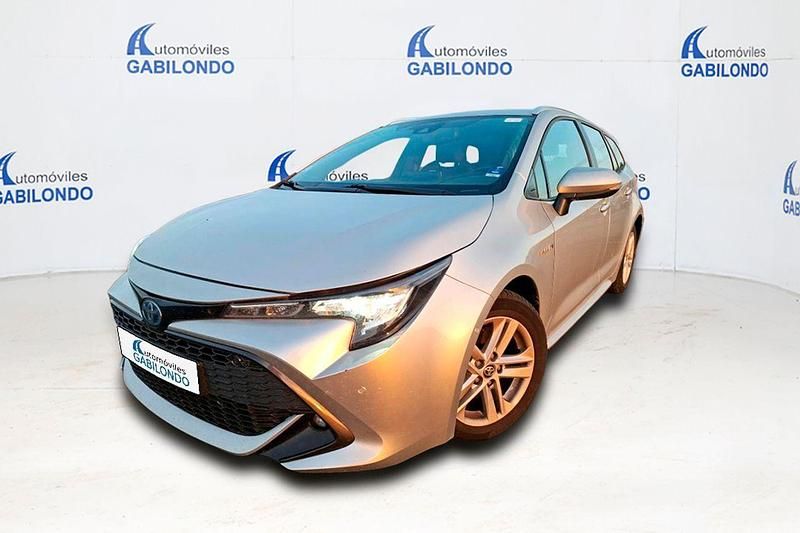 Gris Usado 2021 Toyota Corolla Active Familiar | 20.900 € (Un poco caro) - Imagen 1/4