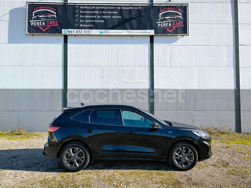 Negro Usado 2022 Ford Kuga ST-Line SUV | 19.990 € (Precio justo) - Imagen 1/4