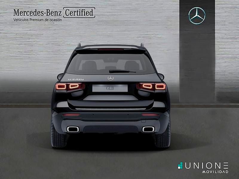 Usado Mercedes GLB200 150 CV (110 kW) 2023 Negro SUV