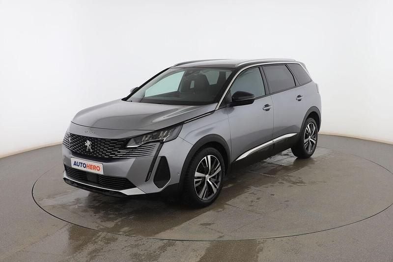 Używany Peugeot 5008 Allure 131 KM (96 kW) 2021 SUV