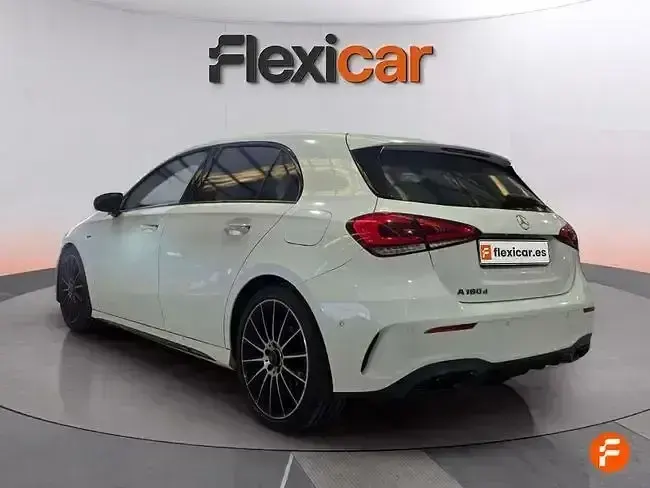 Usado Mercedes A180 116 CV (85 kW) 2020 Blanco