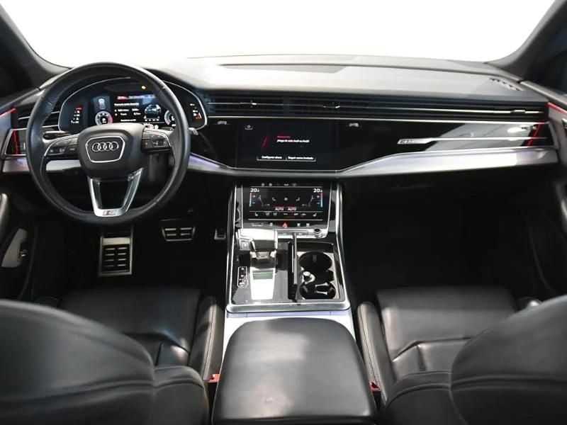 Usado Audi Q8 286 CV (210 kW) 2022 Negro SUV