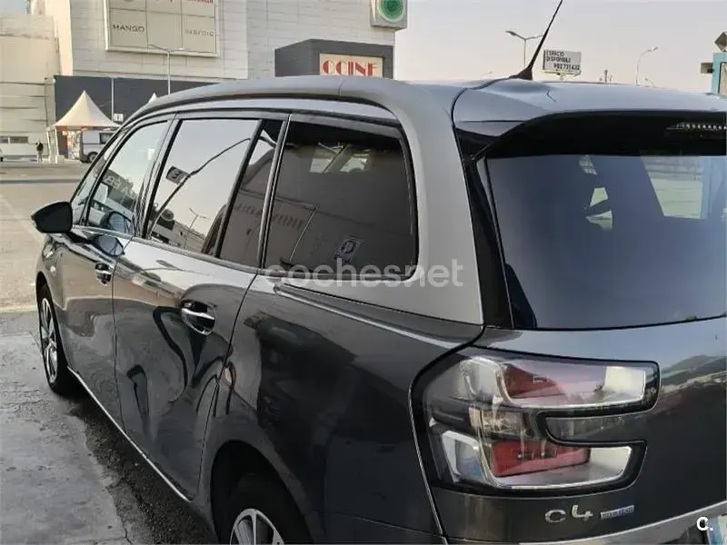 Usado Citroën C4 Picasso Shine 150 CV (110 kW) 2016 Gris / plata Monovolumen