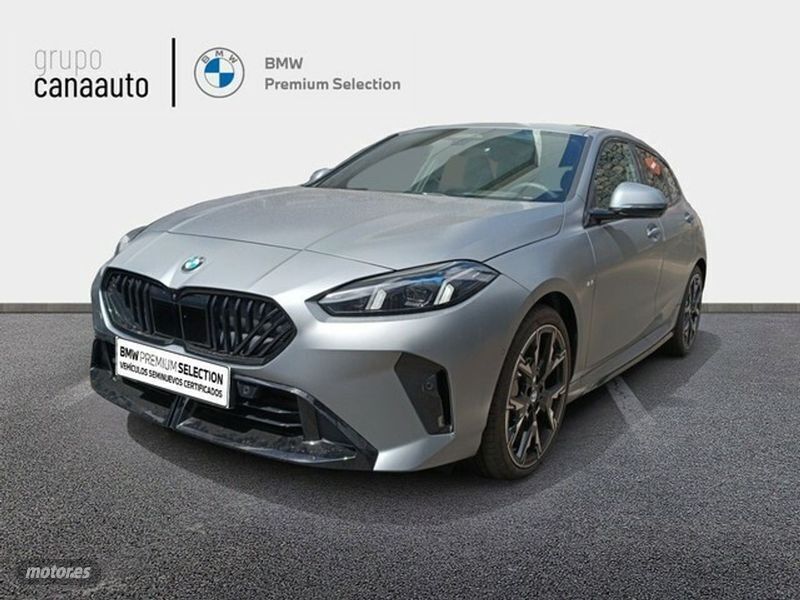 Gris Nuevo 2025 BMW 120 Comfort Edition Utilitario | 45.900 € (Precio justo) - Imagen 1/4