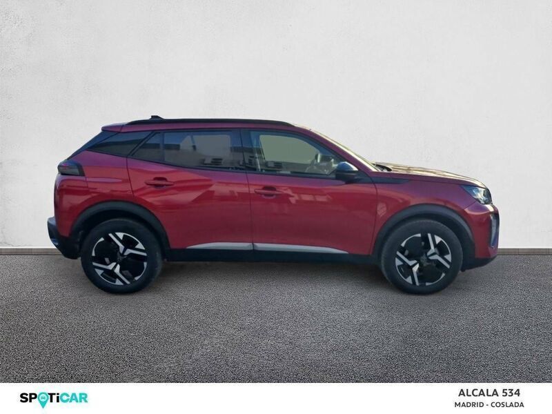 Usado Peugeot 2008 Allure 100 CV (73 kW) 2024 Rojo SUV