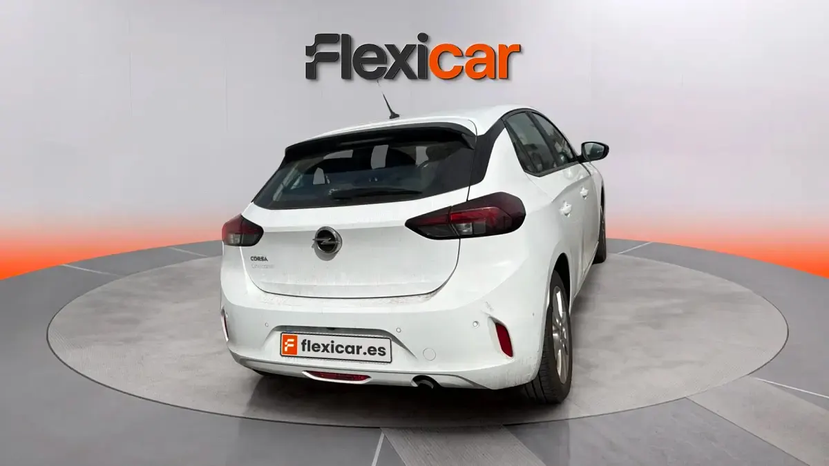 Usado Opel Corsa Edition 101 CV (74 kW) 2022 Blanco Utilitario