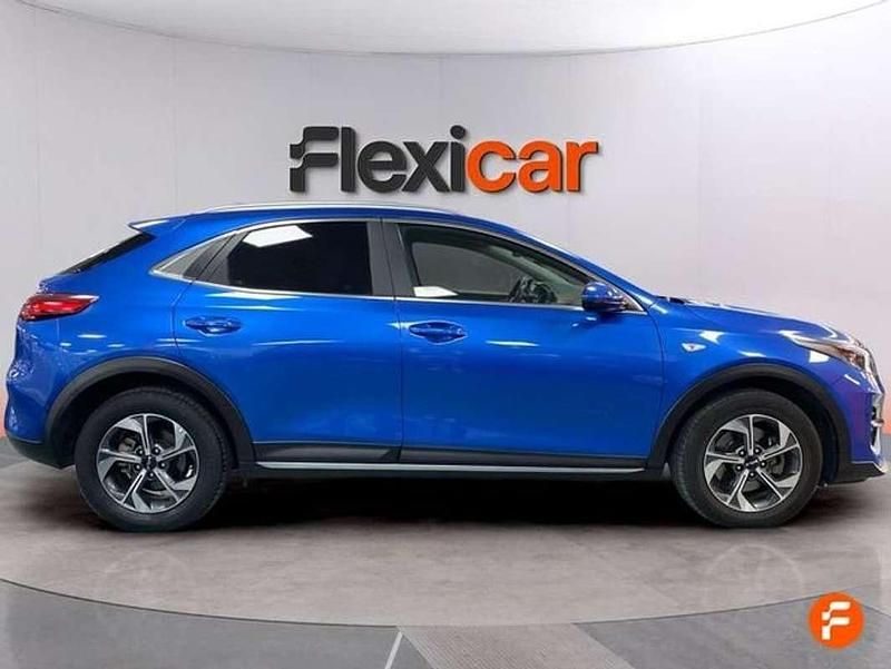 Usado Kia XCeed 120 CV (88 kW) 2022 Azul SUV