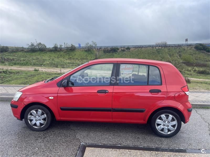 Rojo Usado 2004 Hyundai Getz Utilitario | 2000 € (Precio justo) - Imagen 1/2