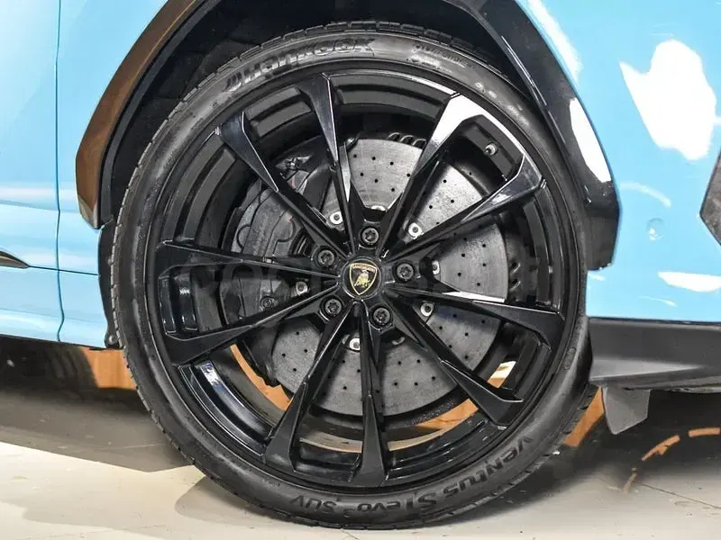 Usado Lamborghini Urus 666 CV (489 kW) 2019 Azul SUV