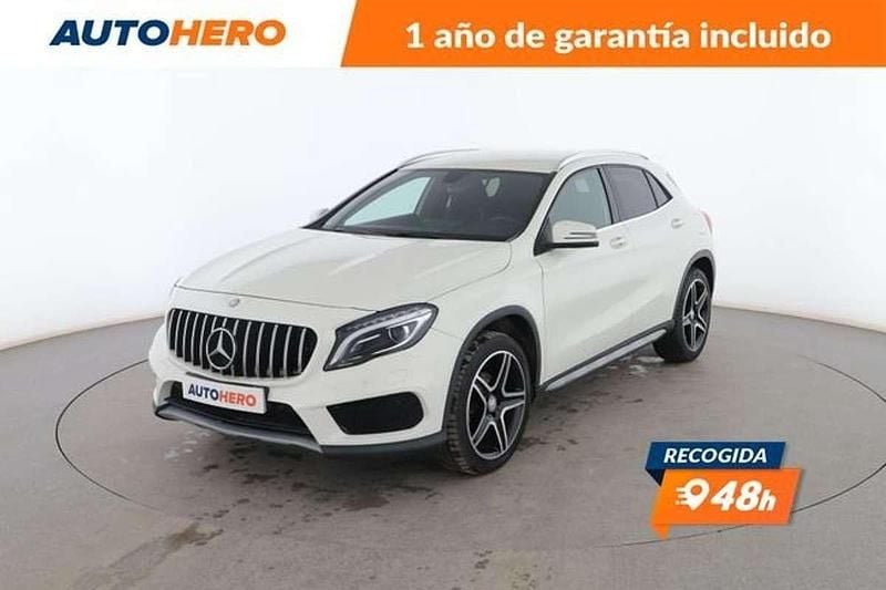 Blanco Usado 2015 Mercedes GLA200 AMG line SUV | 17.699 € (Buen precio) - Imagen 1/3