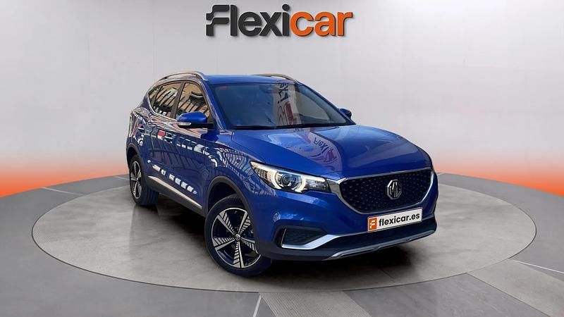 Usado MG ZS Luxury 105 kW (143 HP) 2021 Azul Sedan