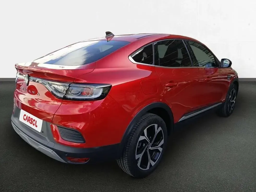 Usado Renault Arkana Techno 144 CV (105 kW) 2024 Rojo SUV