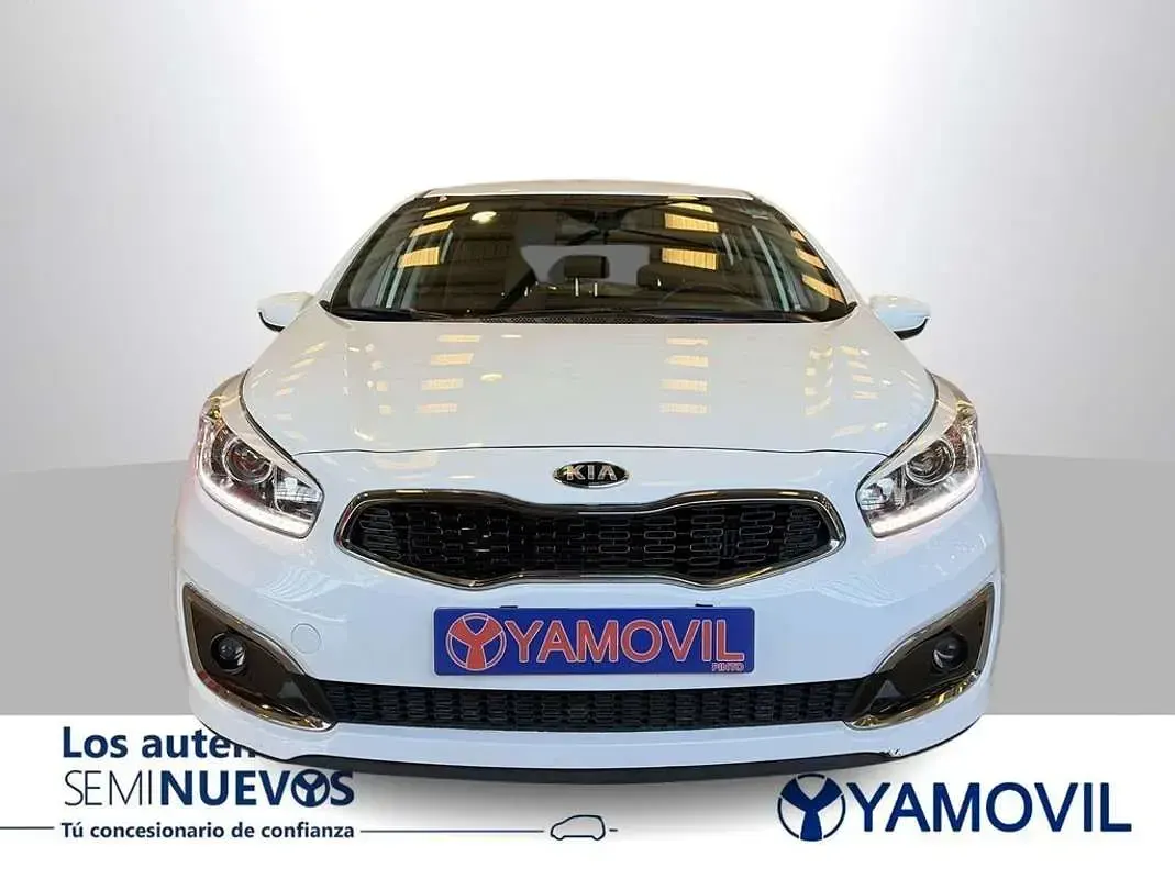 Usado Kia Ceed 120 CV (88 kW) 2016 Blanco Utilitario