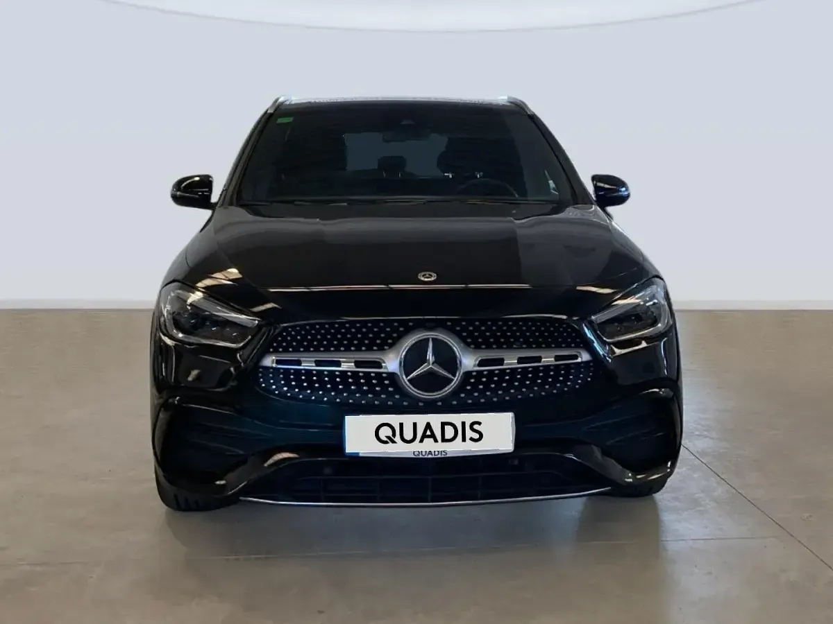 Usado Mercedes GLA200 150 CV (110 kW) 2022 Negro SUV