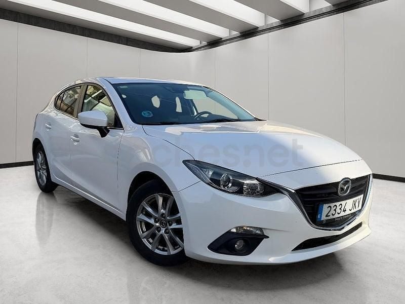 Usado Mazda 3 Style 120 CV (88 kW) 2015 Blanco Berlina