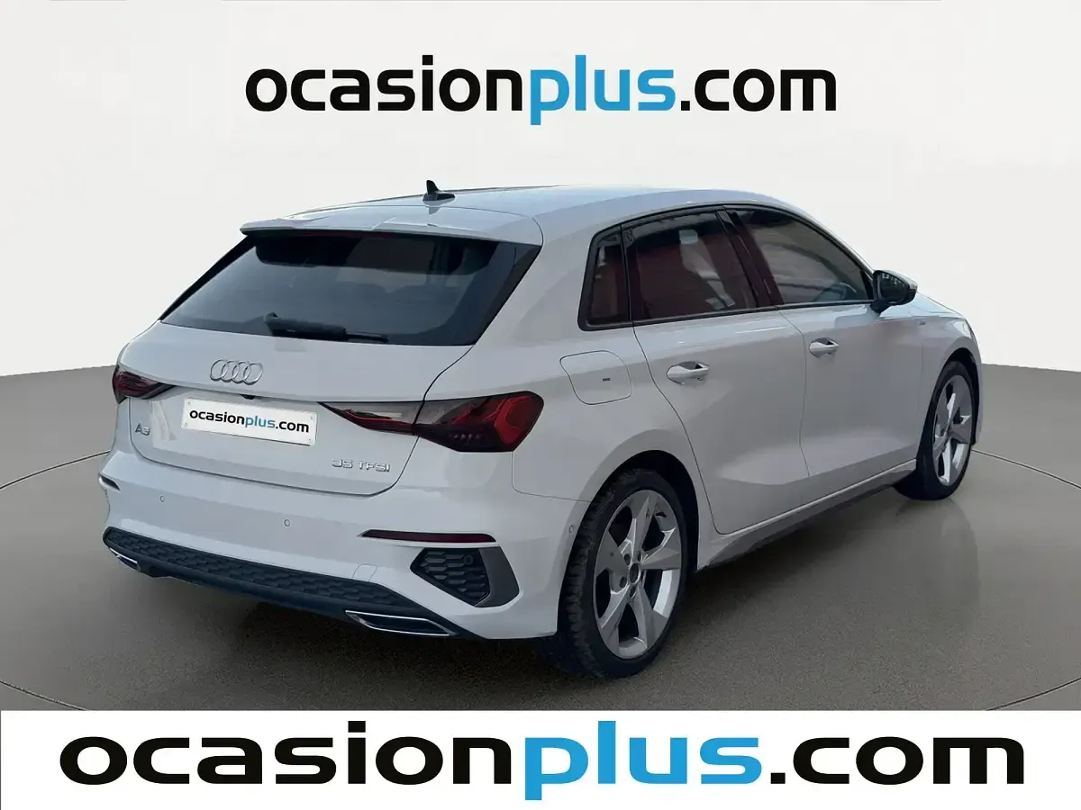 Usado Audi A3 S-Line 150 CV (110 kW) 2023 Blanco Berlina