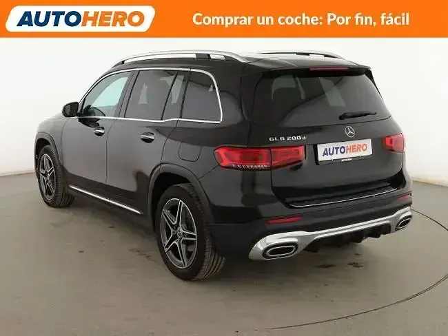 Usado Mercedes GLB200 AMG line 150 CV (110 kW) 2023 Negro SUV