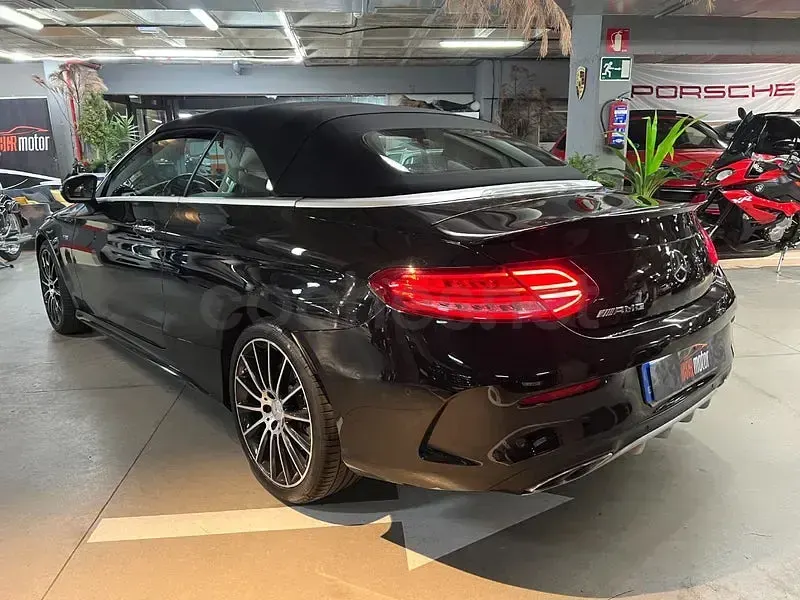 Usado Mercedes C43 AMG 367 CV (269 kW) 2017 Negro Descapotable