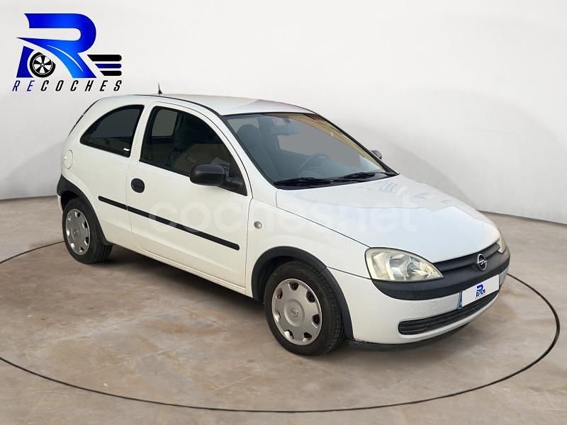 Blanco Usado 2002 Opel Corsa Club Berlina | 2800 € (Un poco caro) - Imagen 1/4